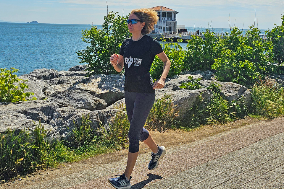 istanbul city run on asian side midi kadikoy tour 8k 960x640 9