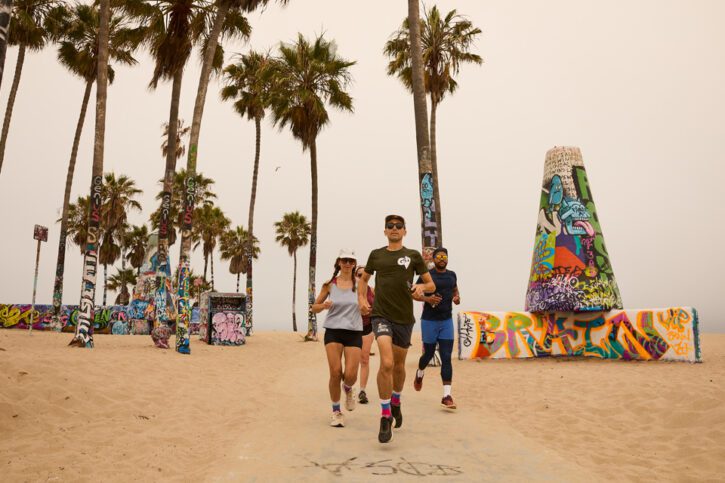 los angeles beach to beach half marathon 21k 960x640 3